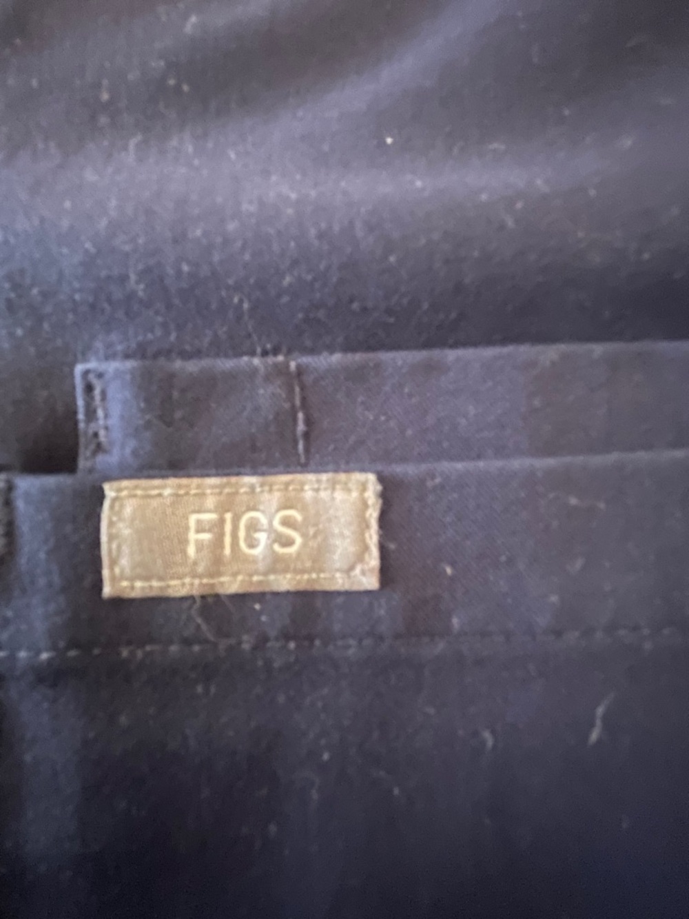 Figs Scrub Top in Navy Blue Size M